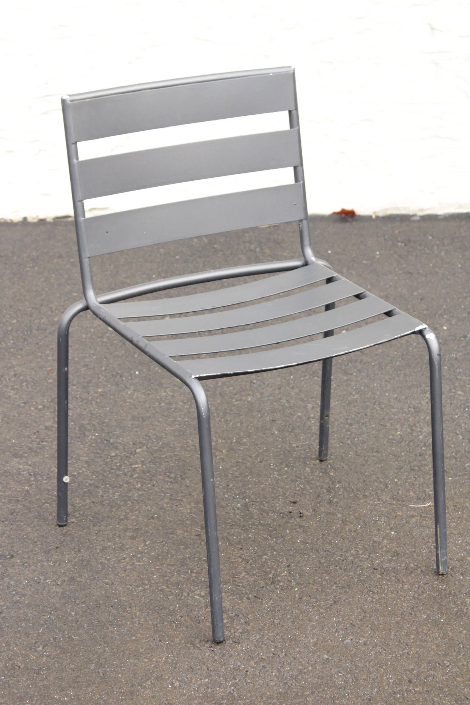 2010s 'Metro' Wrought Iron Outdoor Dining Table & Four Chairs Patio Set Attributed to Woodard - Set - 7