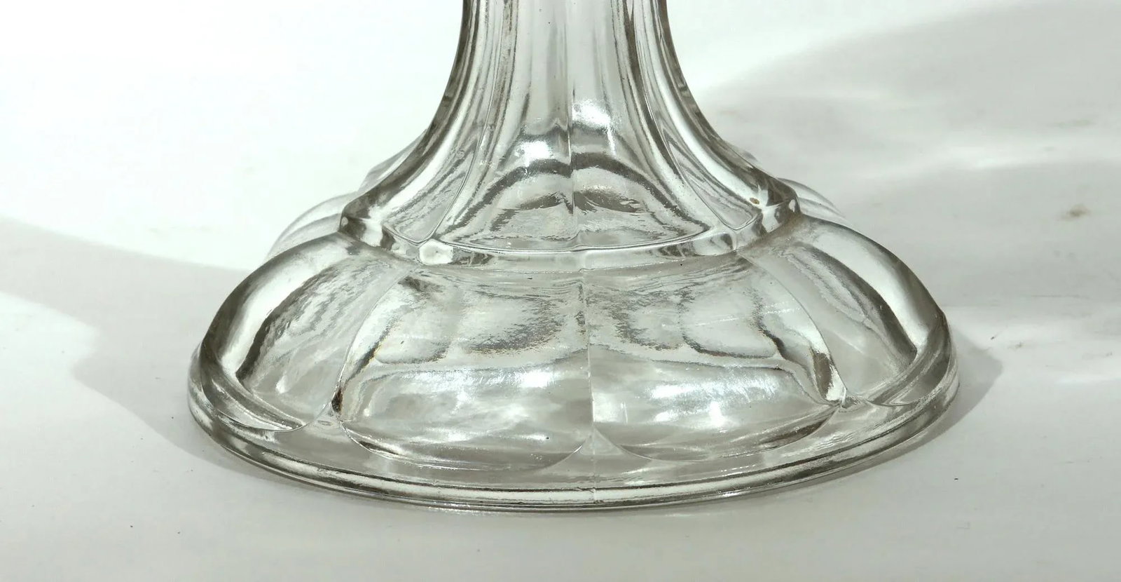 Pressed Glass Compote With Pineapple Pattern, Attributed to the Boston & Sandwich Glass Company - 3