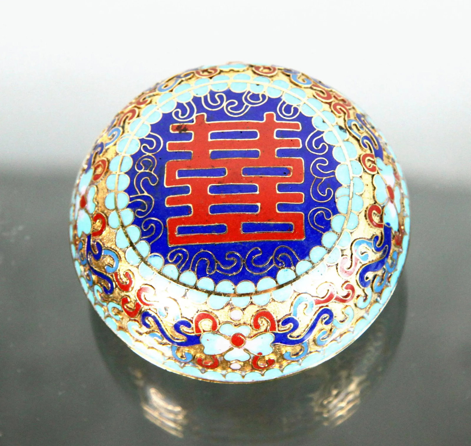 Vintage 1950's Chinese Hand Enameled Cloisonne Jewelry or Trinket Box / Jar - 2