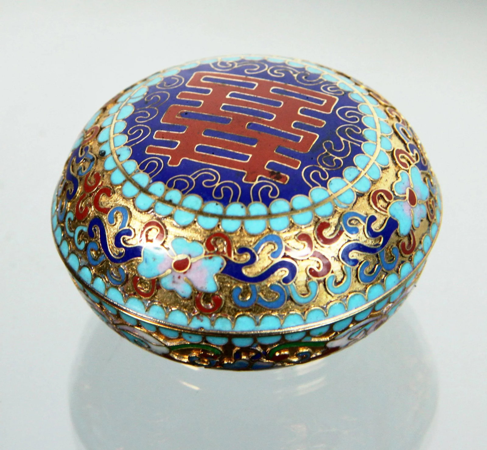 Vintage 1950's Chinese Hand Enameled Cloisonne Jewelry or Trinket Box / Jar - 3