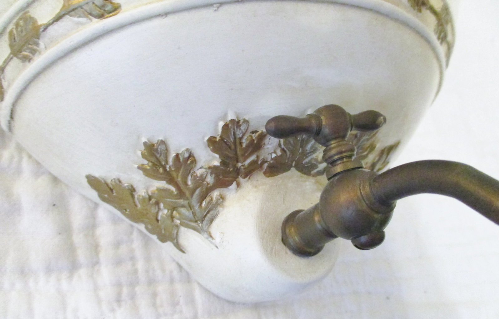 Vintage Roman Decorative Lavabo White With Gold Dancers and Oak Leaves Pottery - 2 Pieces - 9
