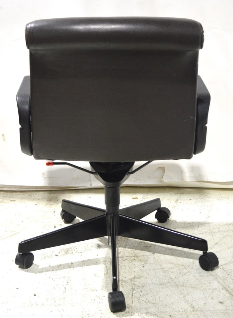 Knoll Richard Sapper Leather Executive Chair - 2