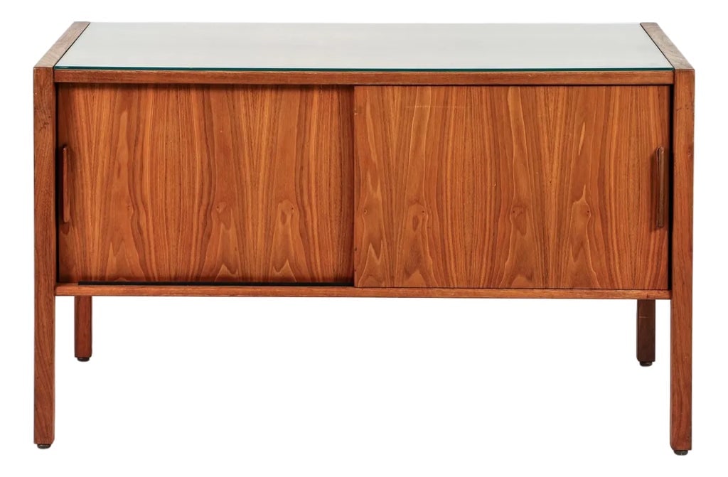1960s Jens Risom Walnut Credenza - Mid-Century Modern: A stunning Mid-Century Modern walnut credenza designed by Jens Risom, featuring a rich walnut figure and elegant, clean lines. The credenza has two sliding doors, each revealing a shelf, and includes