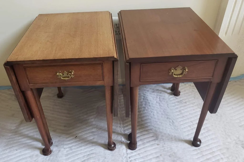 Biggs Kittinger Chippendale Mahogany Drop Leaf Table - 6