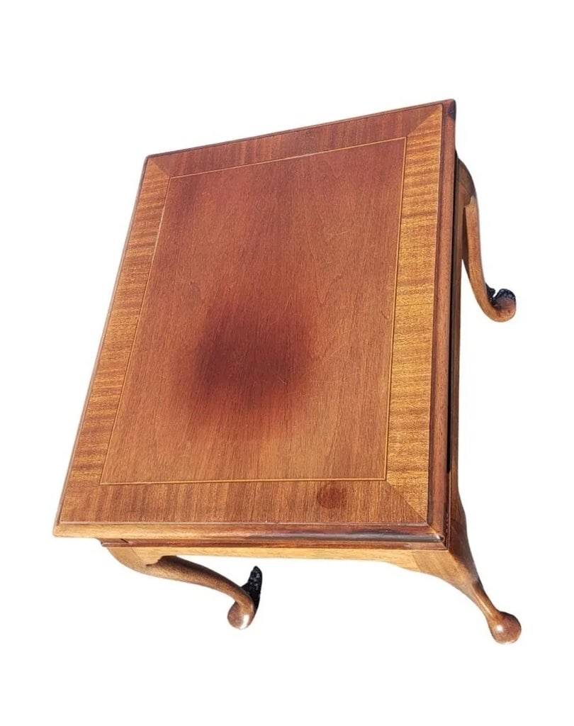 Hickory Chair Chippendale Mahogany Banded Top Side Table With Queen Ann Legs - 7