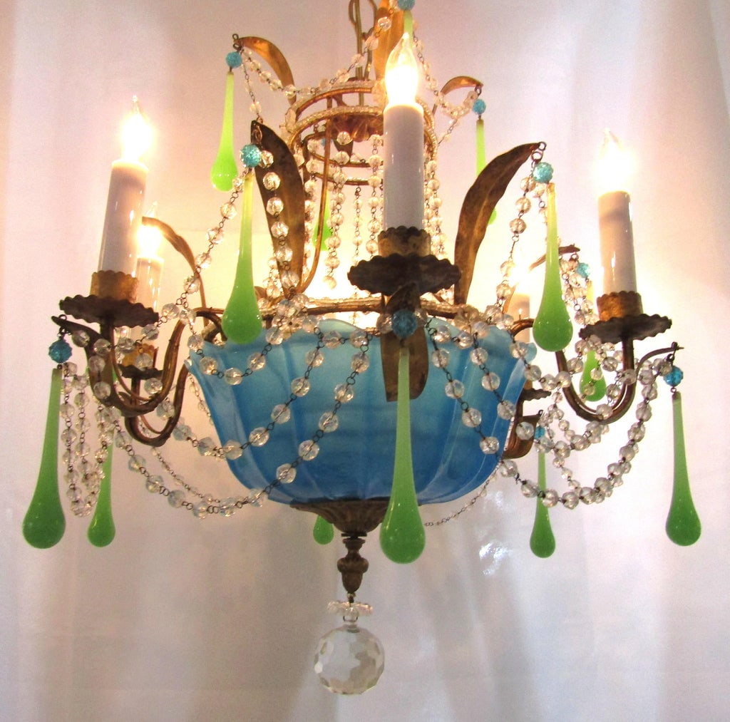 1940s Rare Italian Blue and Green Opaline Beaded Gold Leaf Chandelier - 4