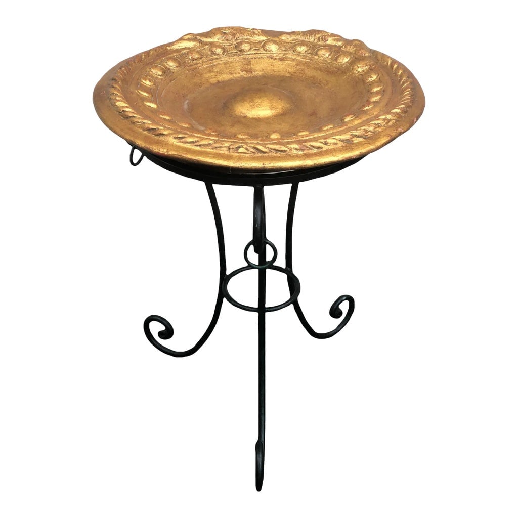 Vintage Maitland Smith Concrete Metal Base Garden Birdbath: Beautiful vintage, Maitland Smith concrete birdbath with metal base and two lions facing each other. It's been indoors for over 30 years so it's in great vintage condition. Great for indoors or