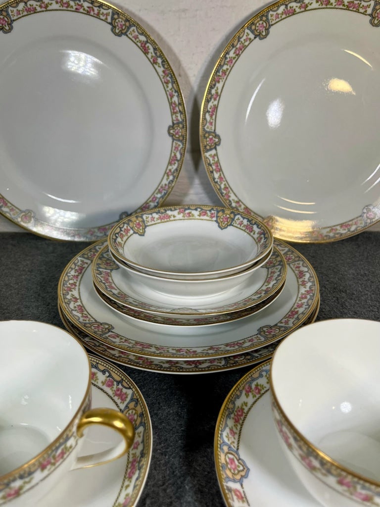 Early 20th Century Noritake Nippon-Portland Pattern Dinnerware Set, Japan- 12 Pieces - 2