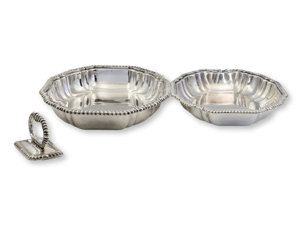 1920s English Walker & Hall Silverplate Vegetable Dish - 4