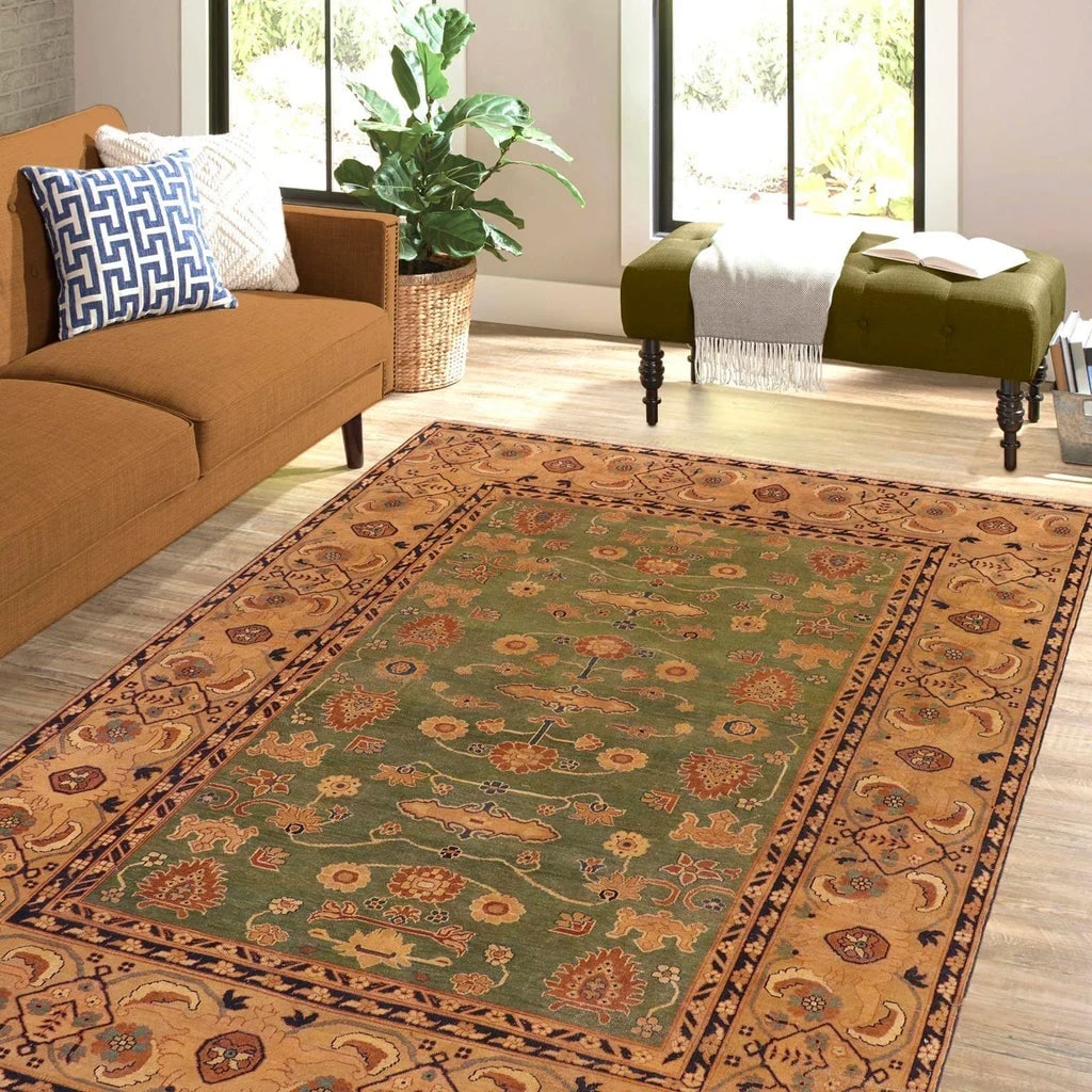 1980s Shabby Chic Green/Gold Wool Rug - 7'3" X 10'1" - 2