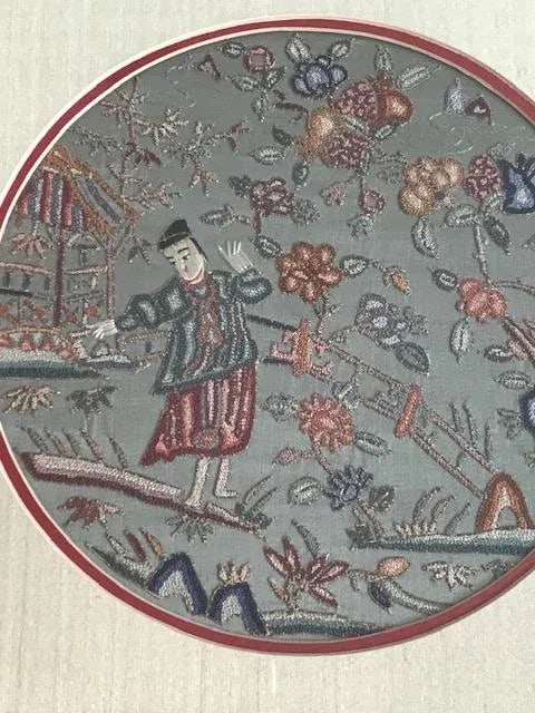Gilt Framed Chinese Silk Embroidered Panels - a Pair - 7