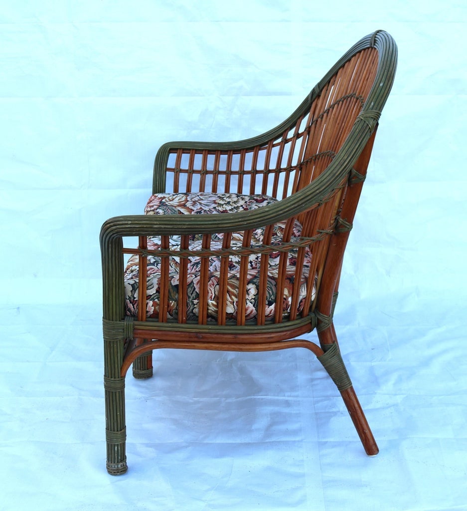 Late 20th Century Pier One Parcel-Painted Rattan Loveseat With Floral Cushion - 2