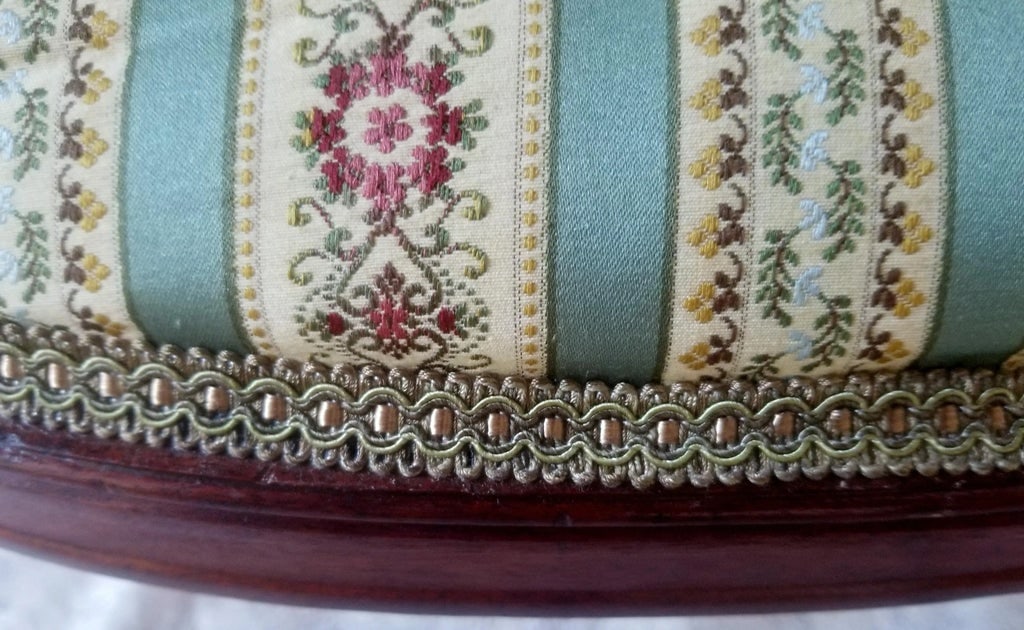 Mid 18th Century Antique Chippendale Style Hand-Carved Chair - 8