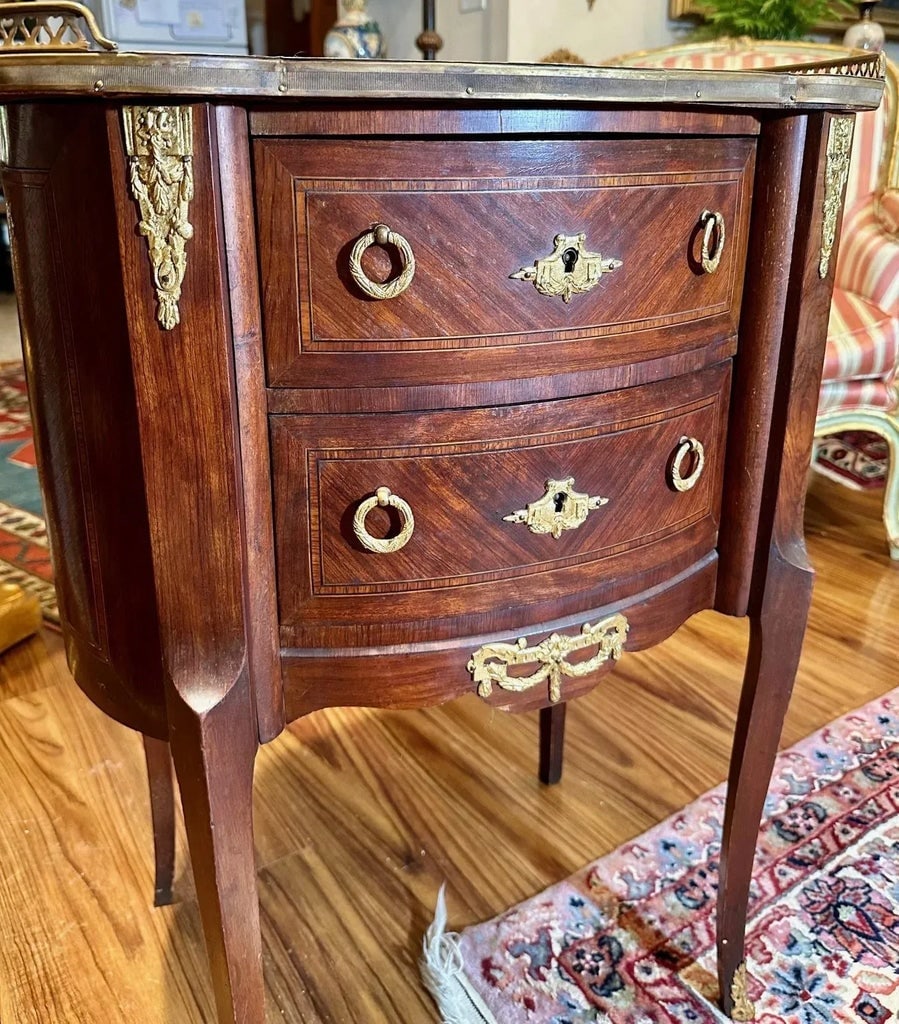 Late 19th Century Louis XVI Style Fruitwood Marquetry 2-Drawer Commode - 8