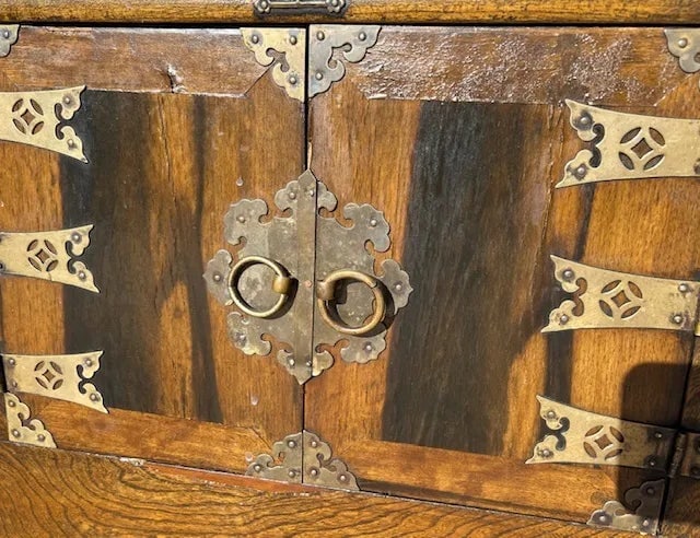 1960s Small Korean Tansu-Style Cabinet With Drawers - 7