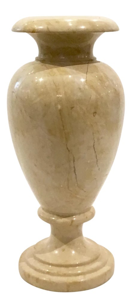 Transitional Small Honey Marble Vase: Stylish Transitional Small Honey Marble Vase, showroom floor sample, I have one slightly larger if you are looking for a grouping Condition: Imperfections: Some Imperfections Condition Notes: Showroom