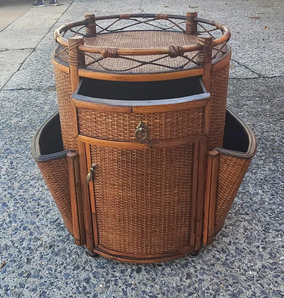 Mid 20th Century Seven Seas Hooker Bamboo Side Cabinet Magazine Rack - 3