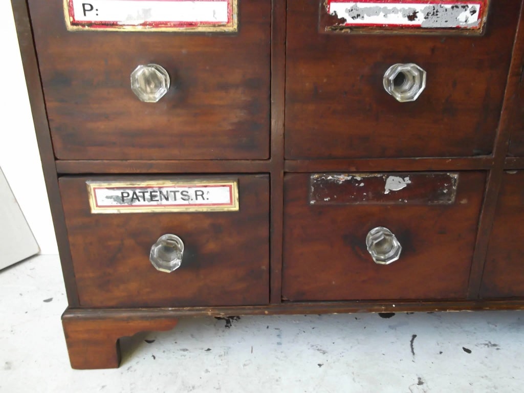 Federal Mahogany Footed Apothecary Chest - 7