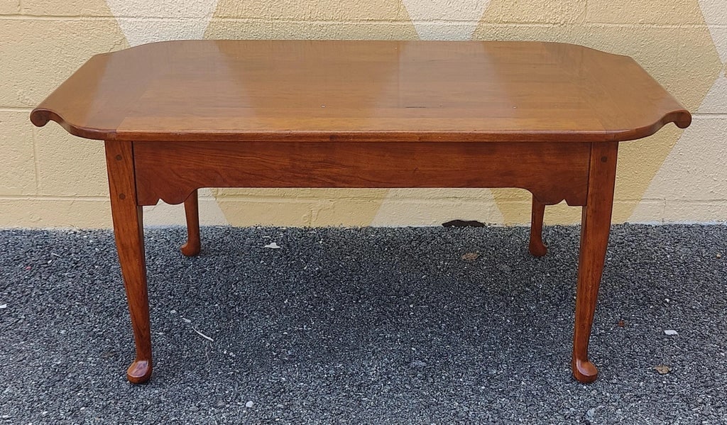 Mid 20th Century Vintage Lexington Cherry Coffee Table - 2