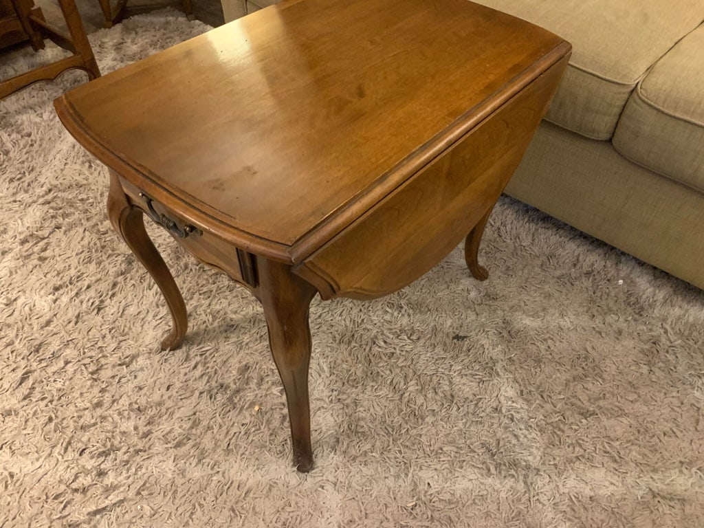 Ethan Allen French Country Accent Table Made in America - 4