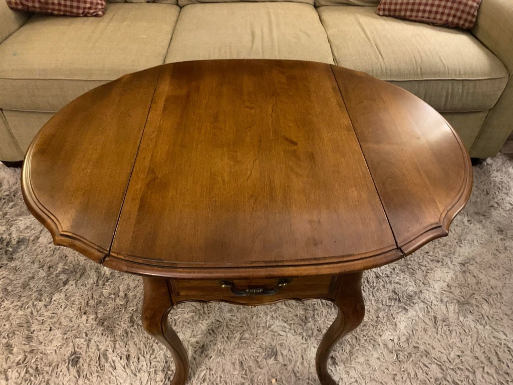 Ethan Allen French Country Accent Table Made in America - 6
