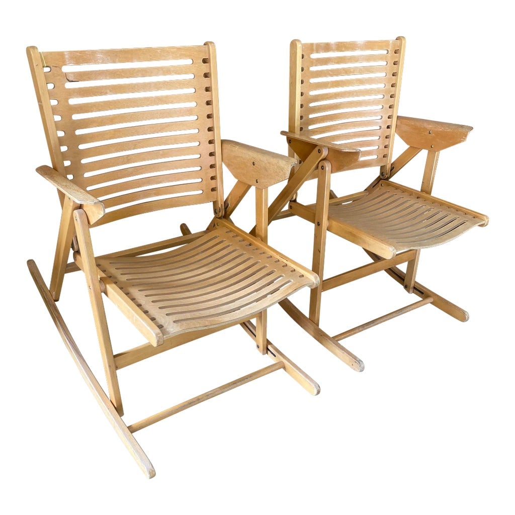 1970s Stol, Rex, Set of Folding, Rocking Lounge Chairs by Niko Kralj, Natural Oak and Beechwood Bent: 1970s Stol, Rex, set of Folding, rocking, lounge chairs by Niko Kralj, 70s Natural Oak and Beechwood Bent Ply, (Designed 1952), clear coated Natural Oak and Beechwood pressed bent ply wood. Heavy duty