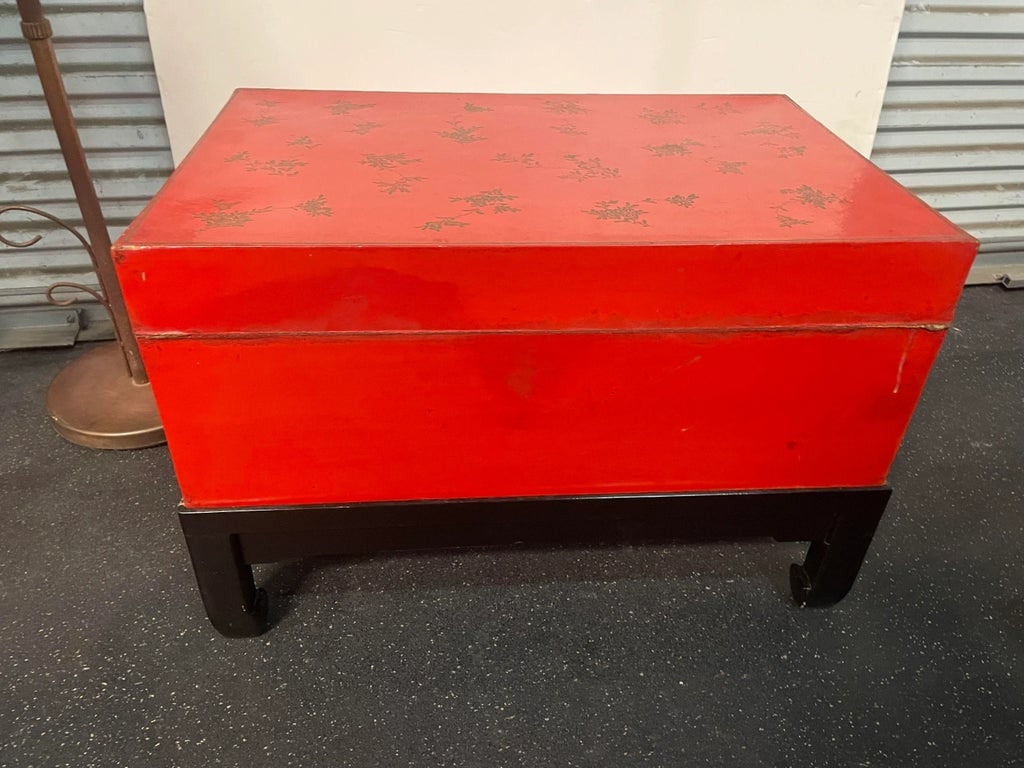 1920s Antique Chinese Hand Painted Red Lacquer Trunk on Stand - 7