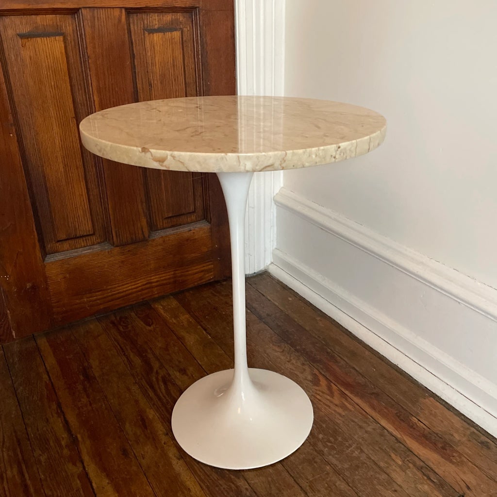 1960s Vintage Tulip Style Round Table - 4
