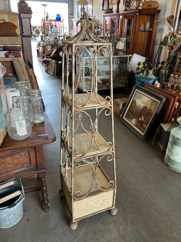 Vintage Pagoda Shaped Etagere - 2