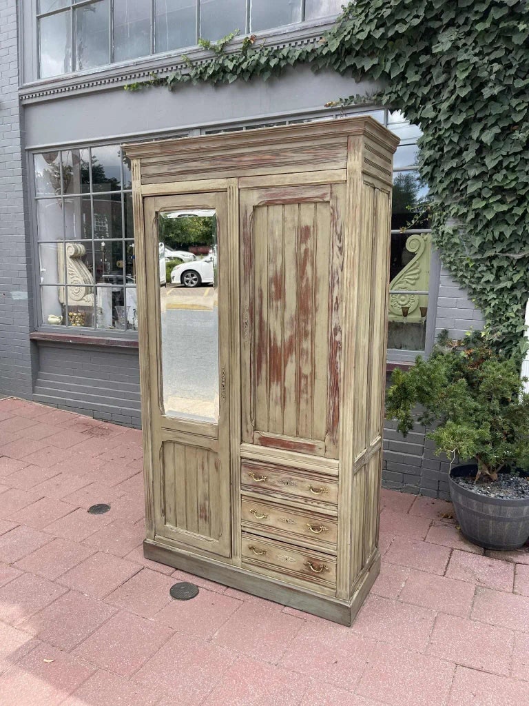 Antique 1900 French Armoire Wardrobe - 2