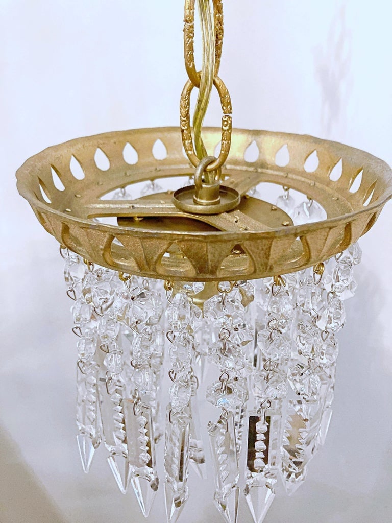 Early 20th Century Italian Brass Upside Down Layered Cake Chandelier - 4