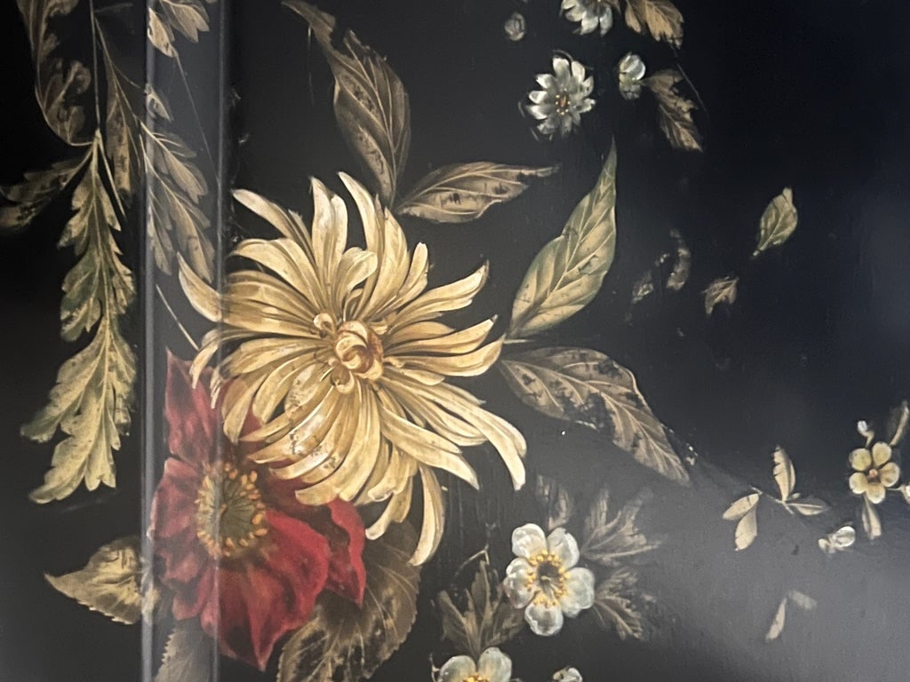 Victorian Black Lacquered Hand Painted Tray Table - 7