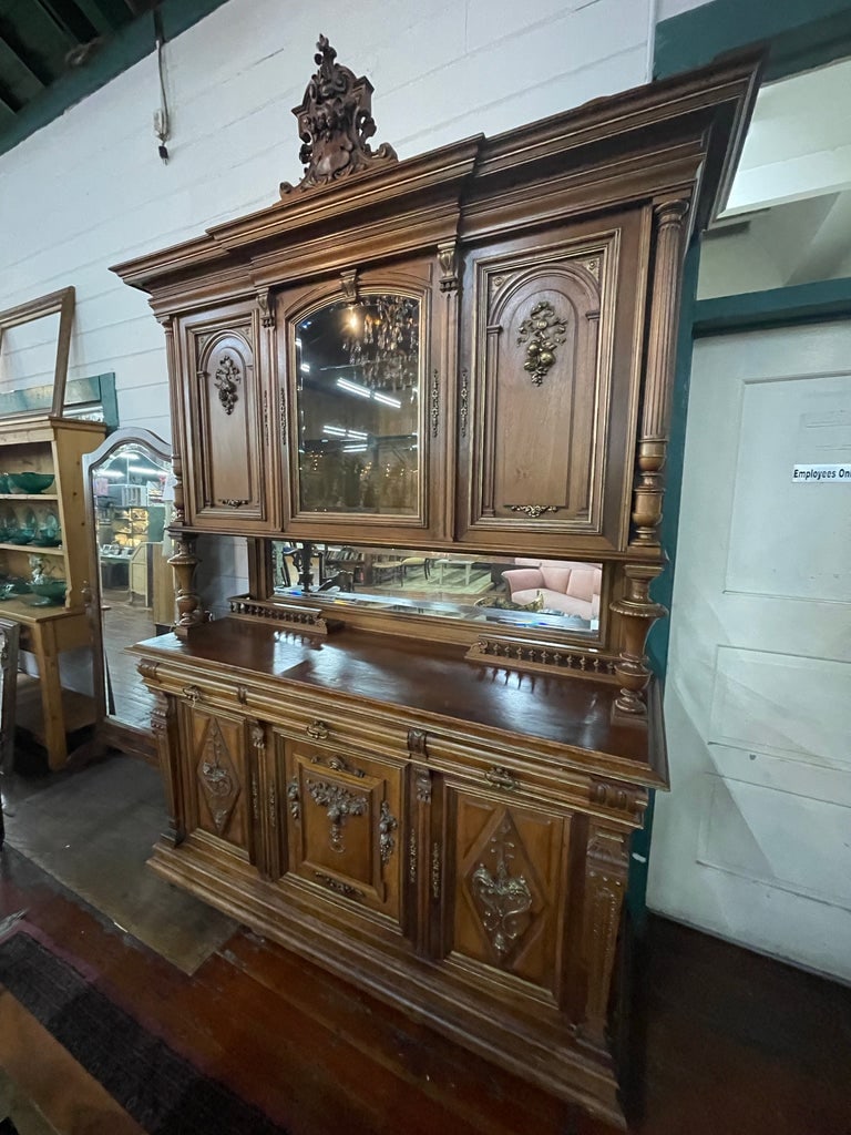 Antique French Renaissance Revival Walnut Sideboard Credenza W/ Hutch - 2