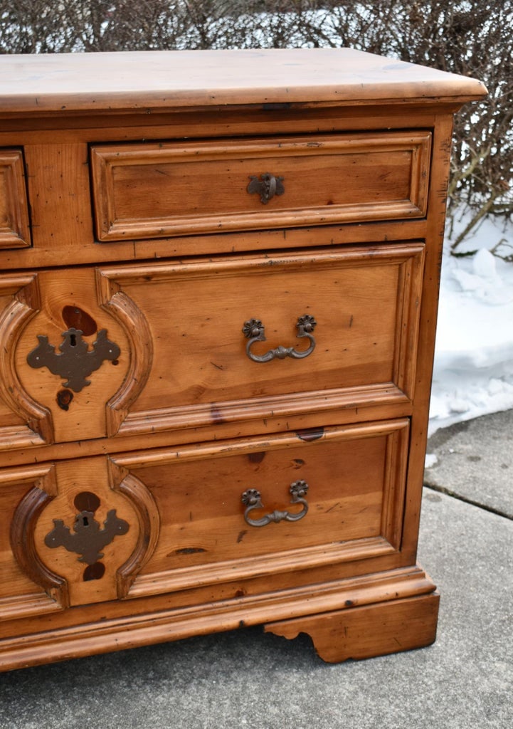 Vintage Henredon Solid Heavy Pine Spanish Baroque Chest of Drawers - 6