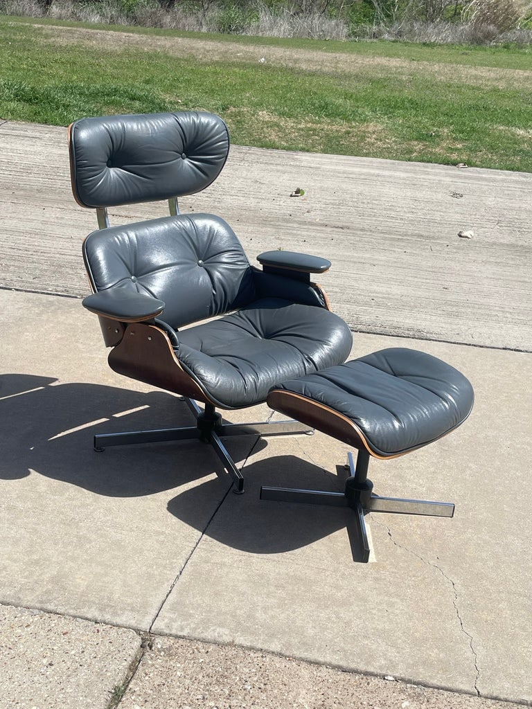Mid-Century Modern Blue Lounge Chair With Ottoman by Plycraft, c.1960's - 2