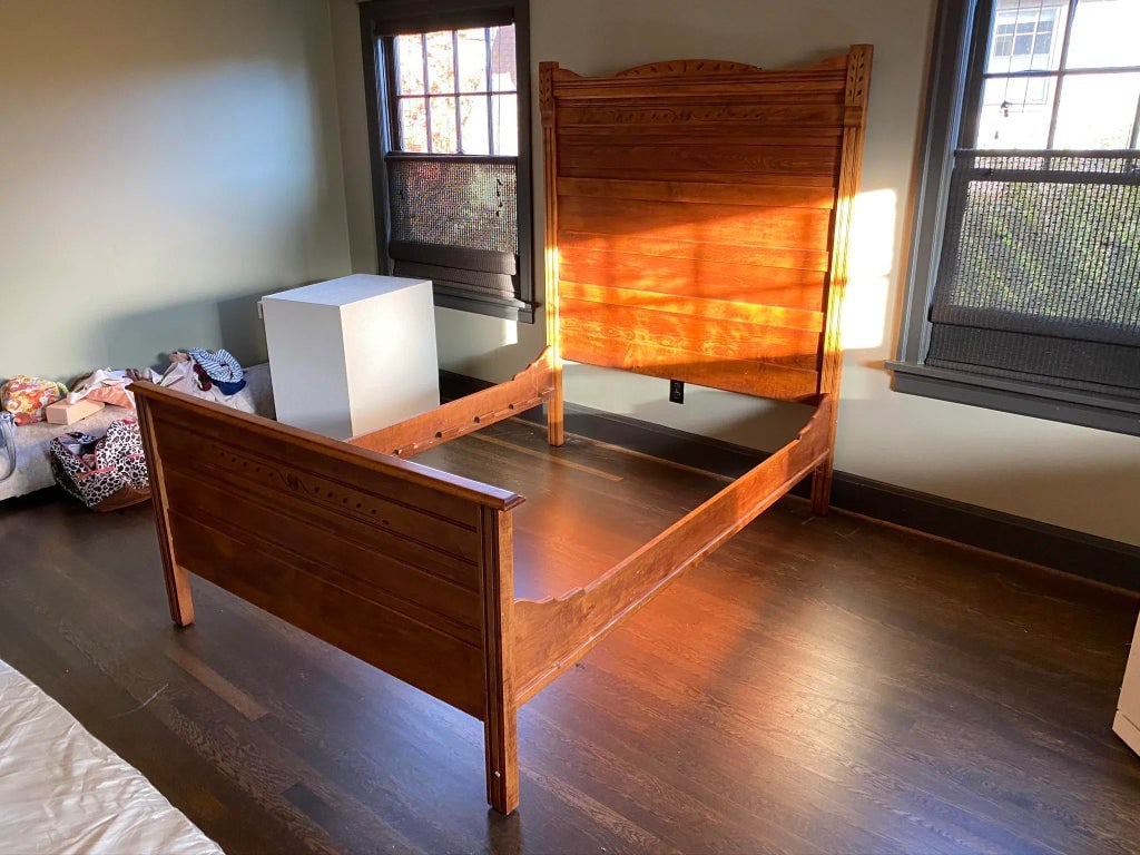 1930s Vintage Full Sized Bed - 2