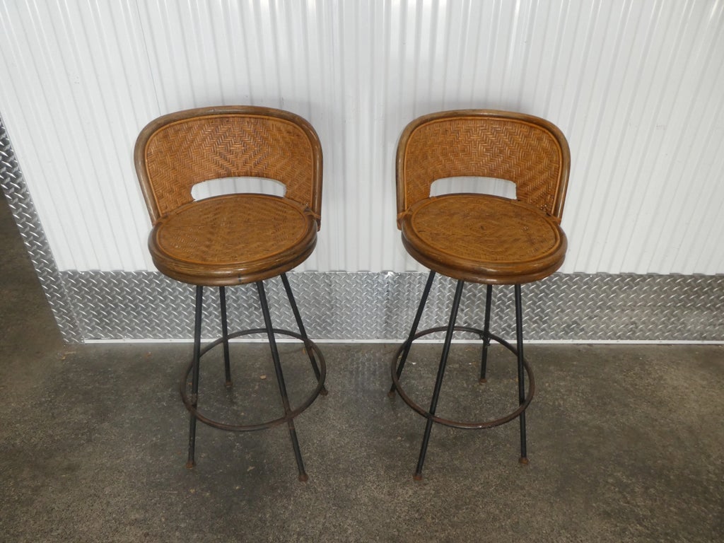 1950s Mid Century Calif Asia Rattan Bar Stools - a Pair - 2