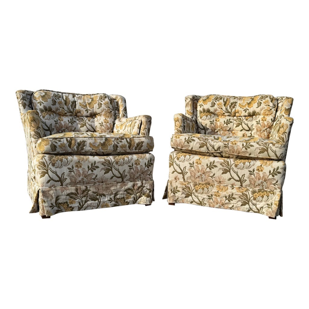 Pair of Vintage Mid-Century Selig Style Club Chairs: Pair of Vintage Mid-Century Selig Style Club Chairs Offered is a pair of vintage mid-century club chairs. The pair features a tufted curved back. The chairs have low back and are quite comfortable.