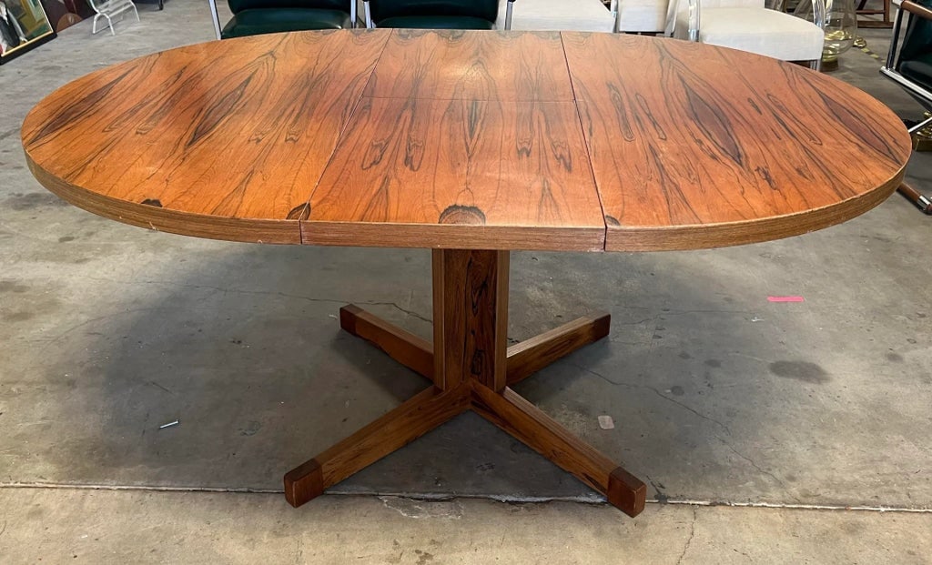 1970s Mid Century Modern Danish Rosewood Dining Table With Leaf - 2