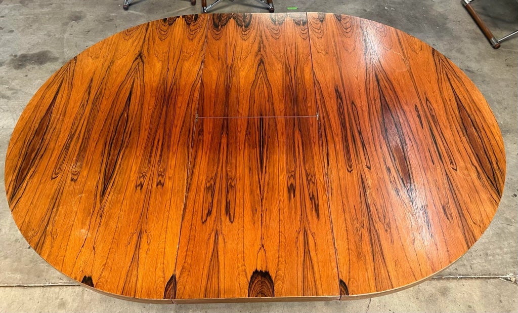 1970s Mid Century Modern Danish Rosewood Dining Table With Leaf - 3