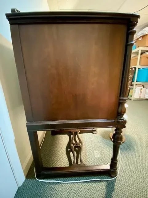 1920s Reischmann Company Sideboard - 2