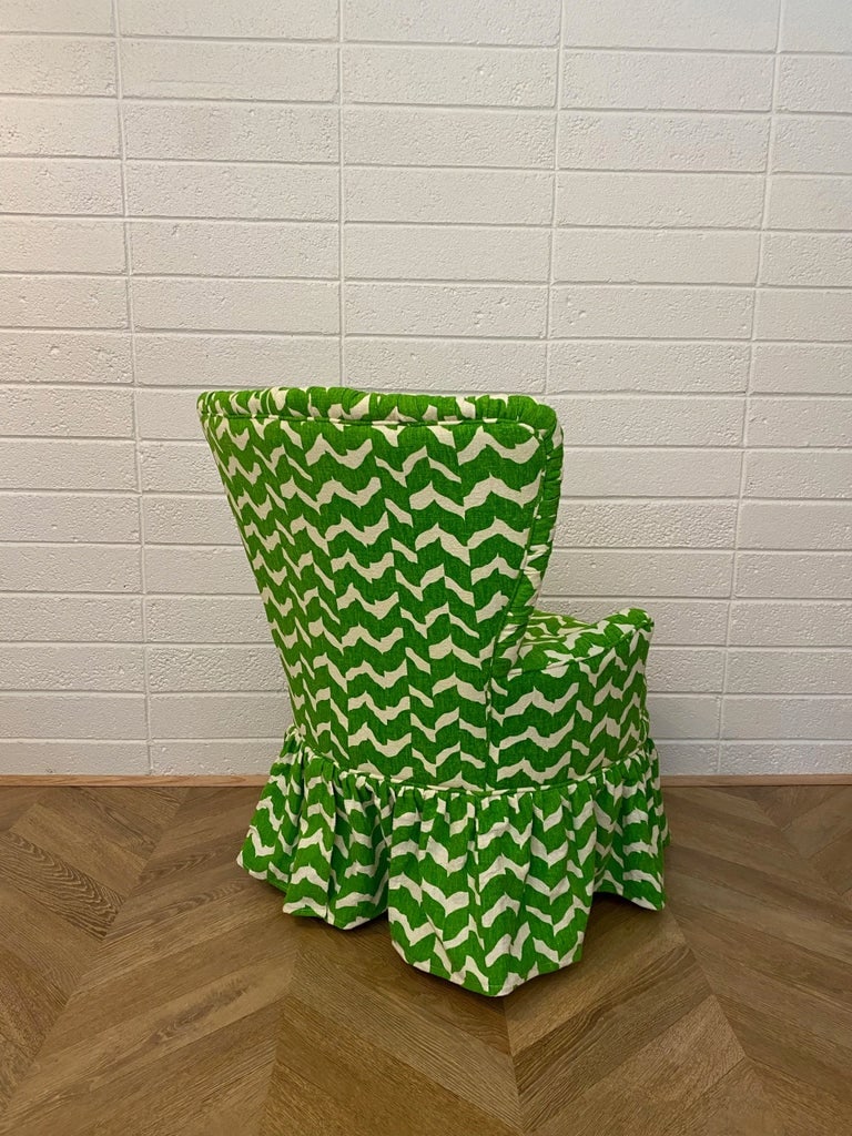1930s Vintage Reupholstered Sweetheart Tufted Chair With Skirt in Vintage Green Barkcloth Fabric Van - 6