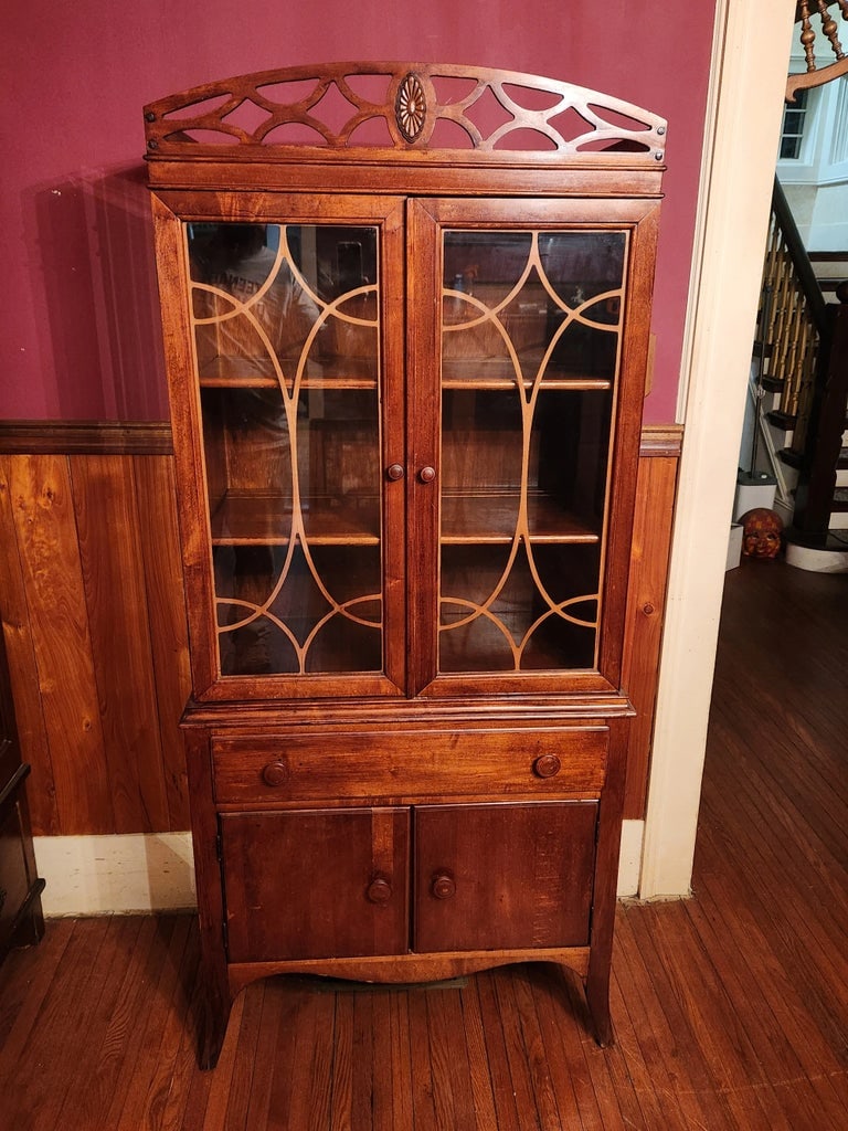 Antique 1900's Maple Georgian Style Display Cabinet - 2