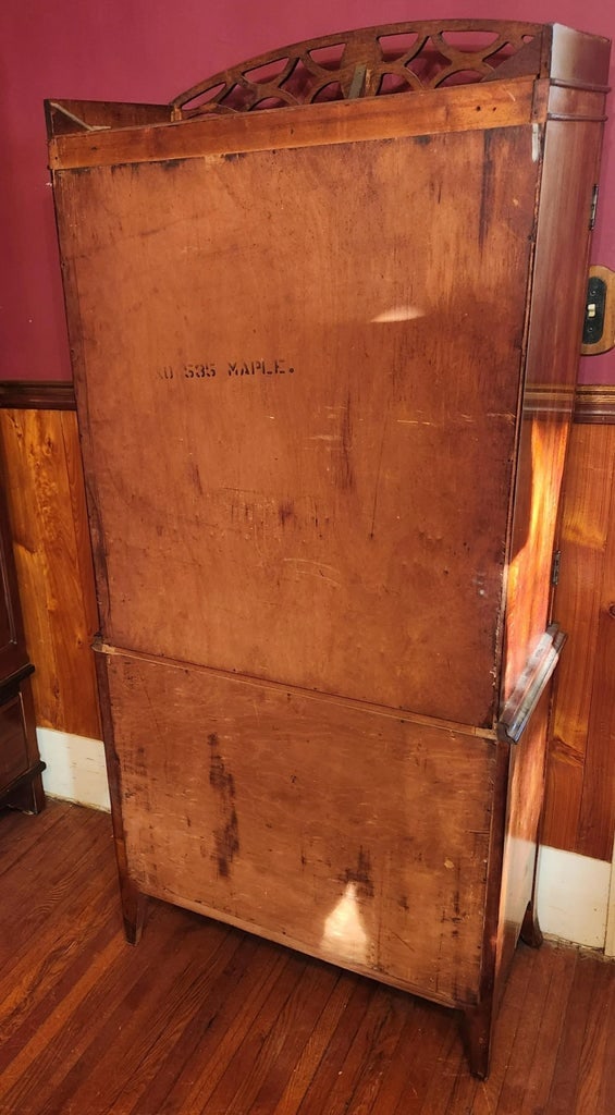 Antique 1900's Maple Georgian Style Display Cabinet - 4