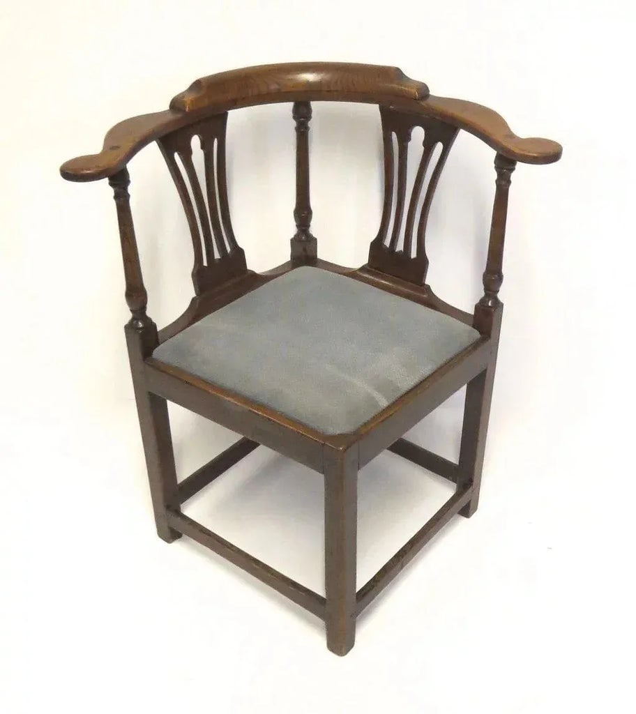 English Elm Country Corner Chair c 1800 - 2