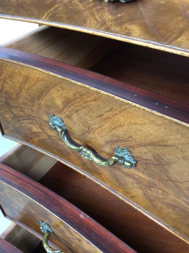Antique Mahogany Chest of Drawers With Brass Hardware - 9