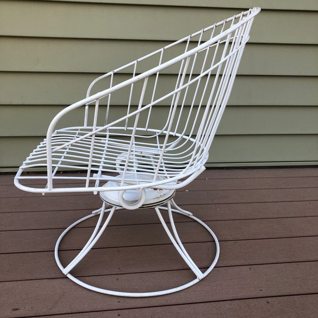 1960s Mid-Century Modern Homecrest Bottemiller White Metal Wire Swivel Rocker Barrel Chair - 2