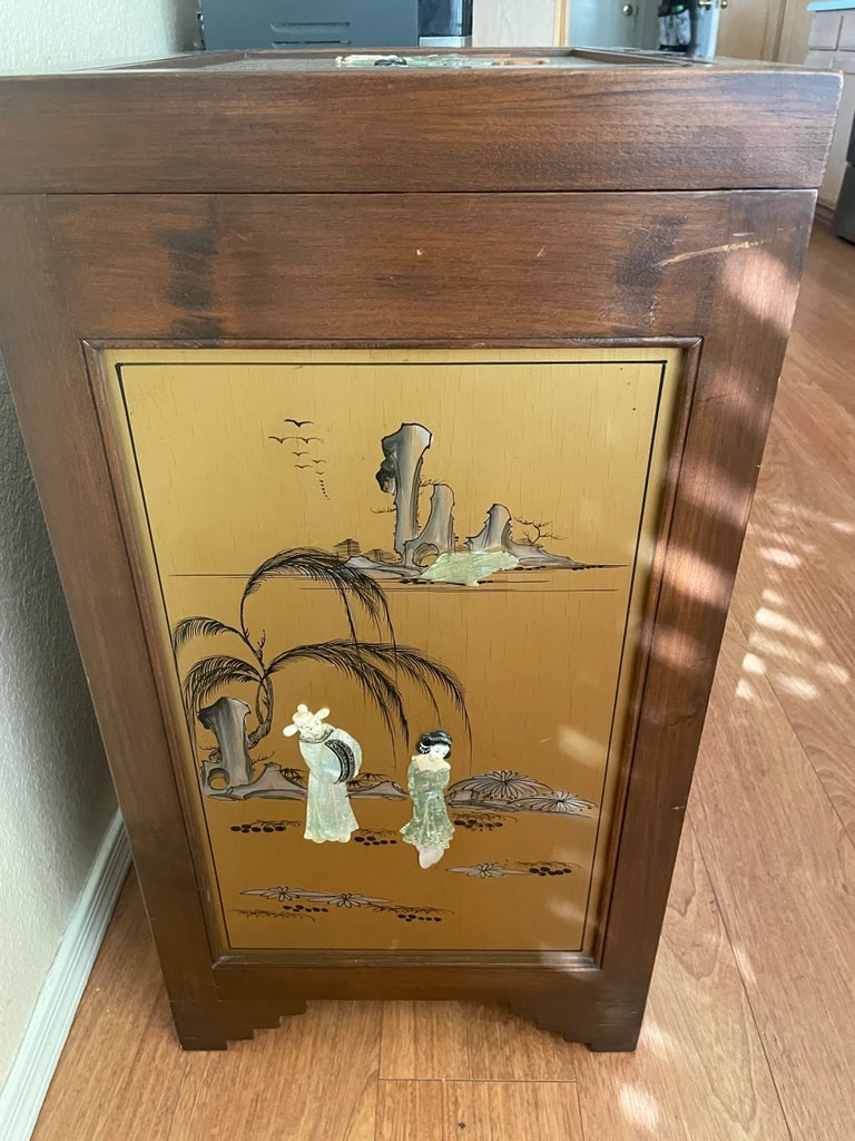 1960s Vintage Chinoserie Walnut & Mother of Pearl Silverware Cabinet - 2