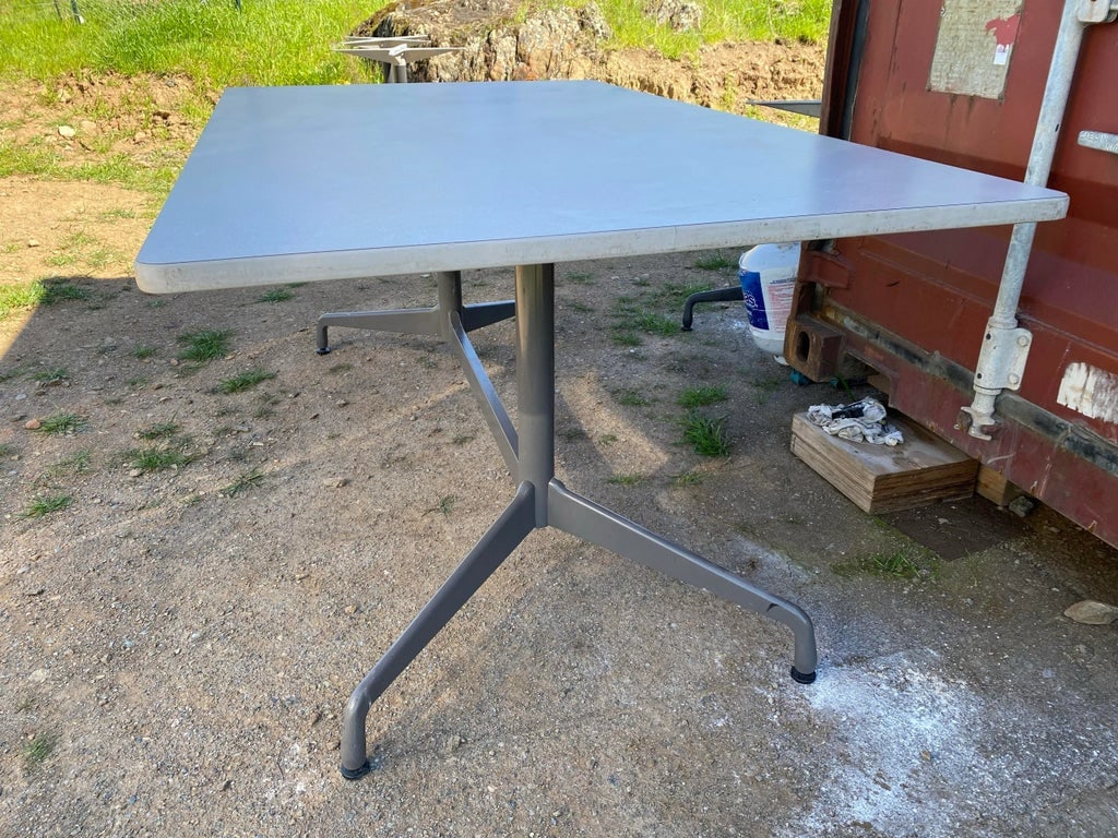 1990s Vintage Mid Century Modern Herman Miller Conference Table - 4