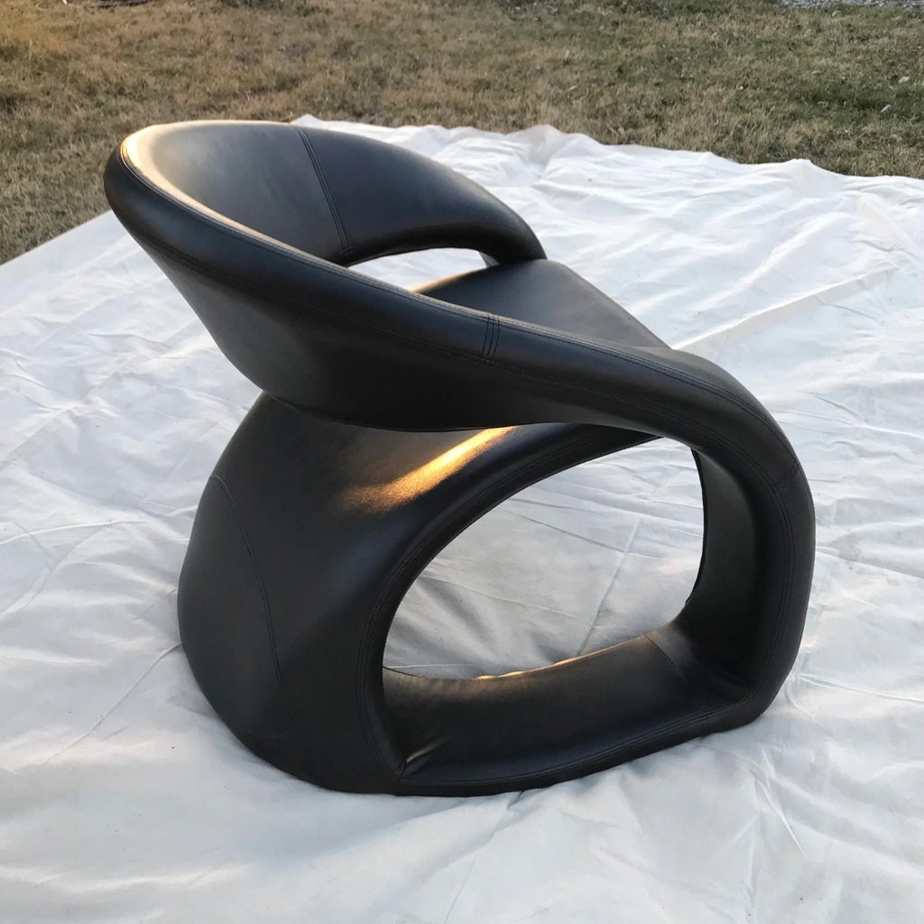1990s Postmodern Sculptural Cantilever Tongue Chair - 9